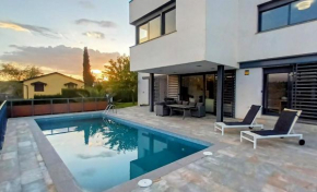 Villa Sierra, Huétor - Santillán